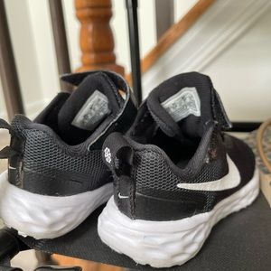 Nike revolution 6 baby toddler black shoes